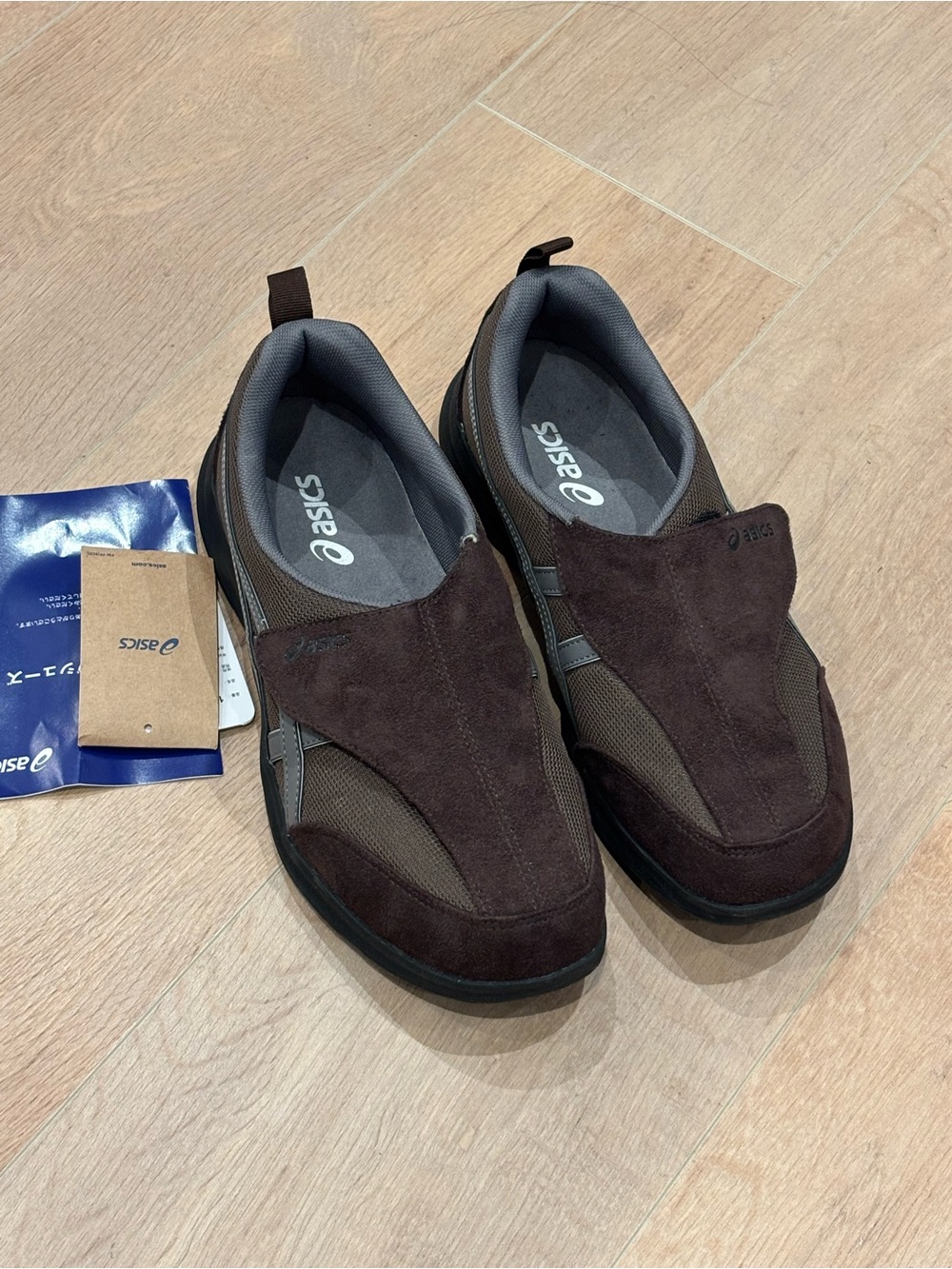 ASICS life walker (Japan only)